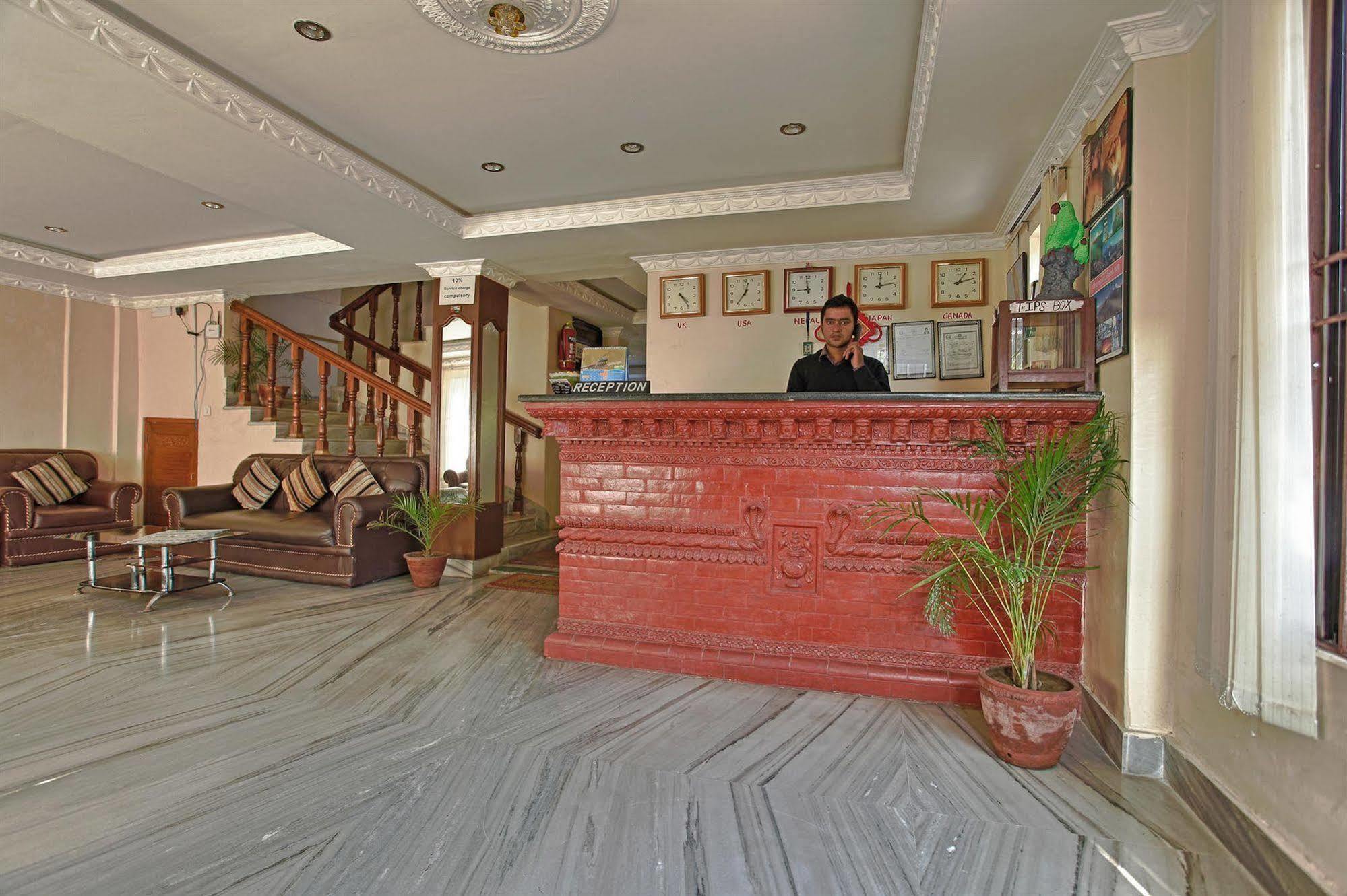 Hotel Family Home Pokhara Exterior foto